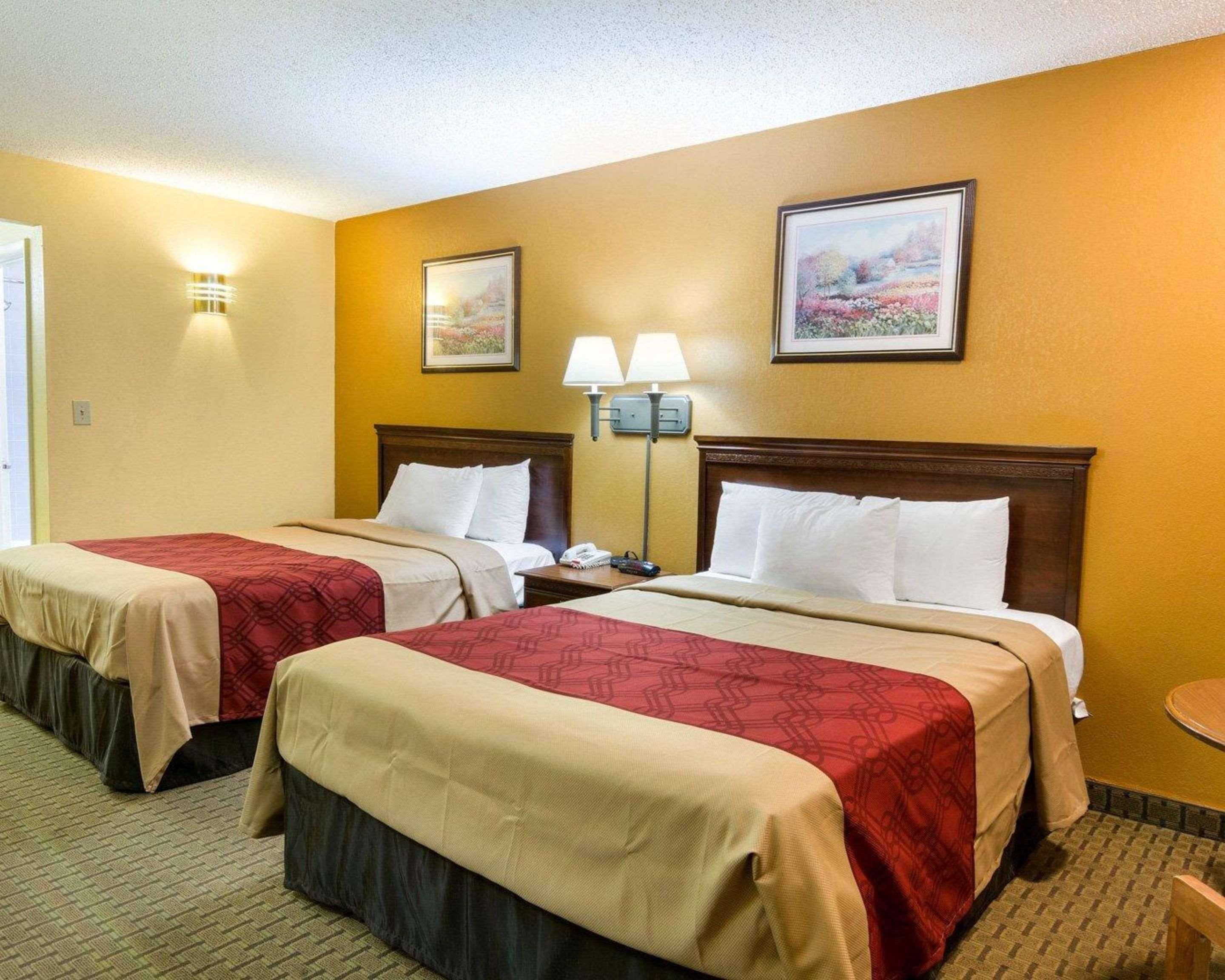 Econo Lodge Fredericksburg Near I-95 Екстериор снимка