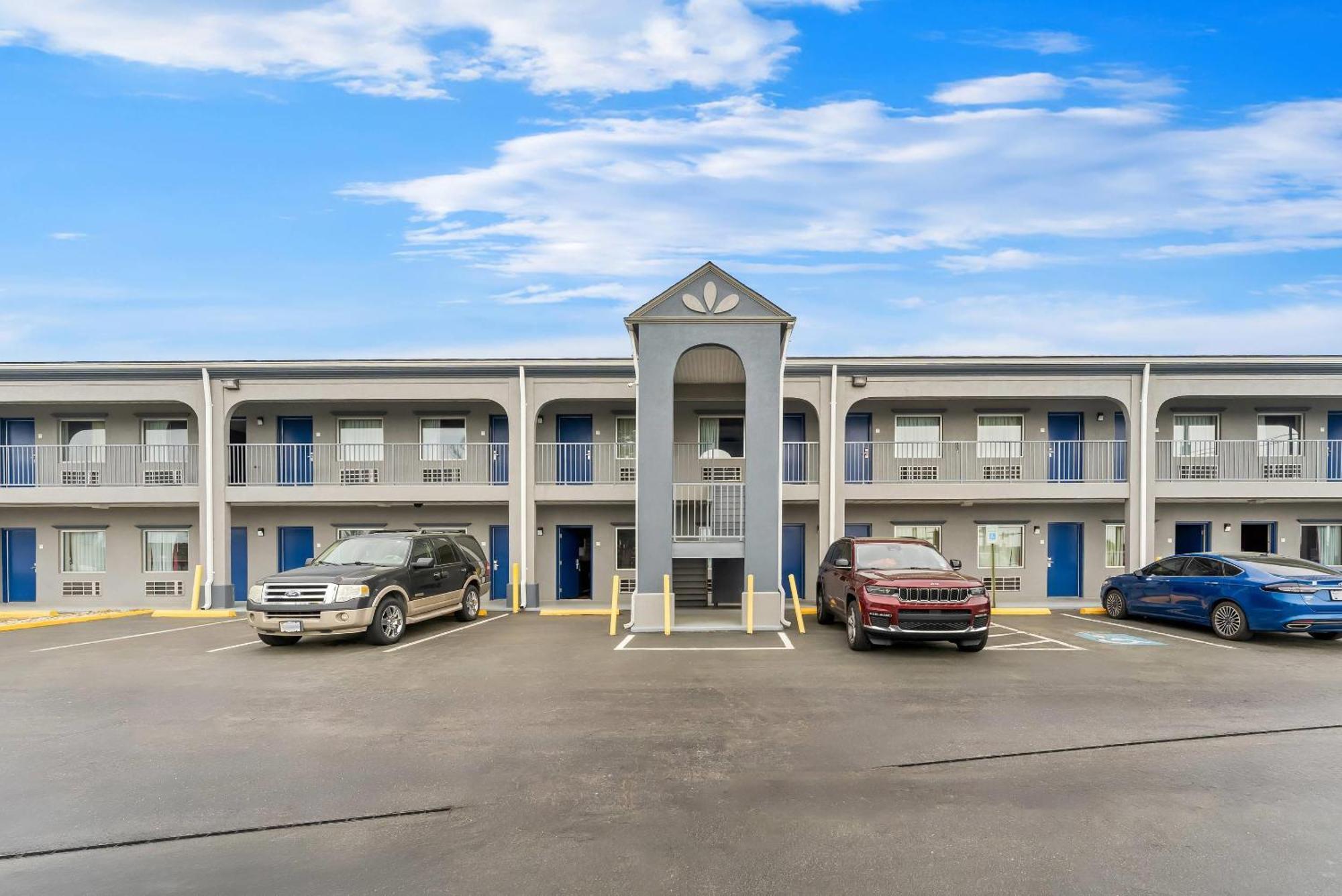 Econo Lodge Fredericksburg Near I-95 Екстериор снимка
