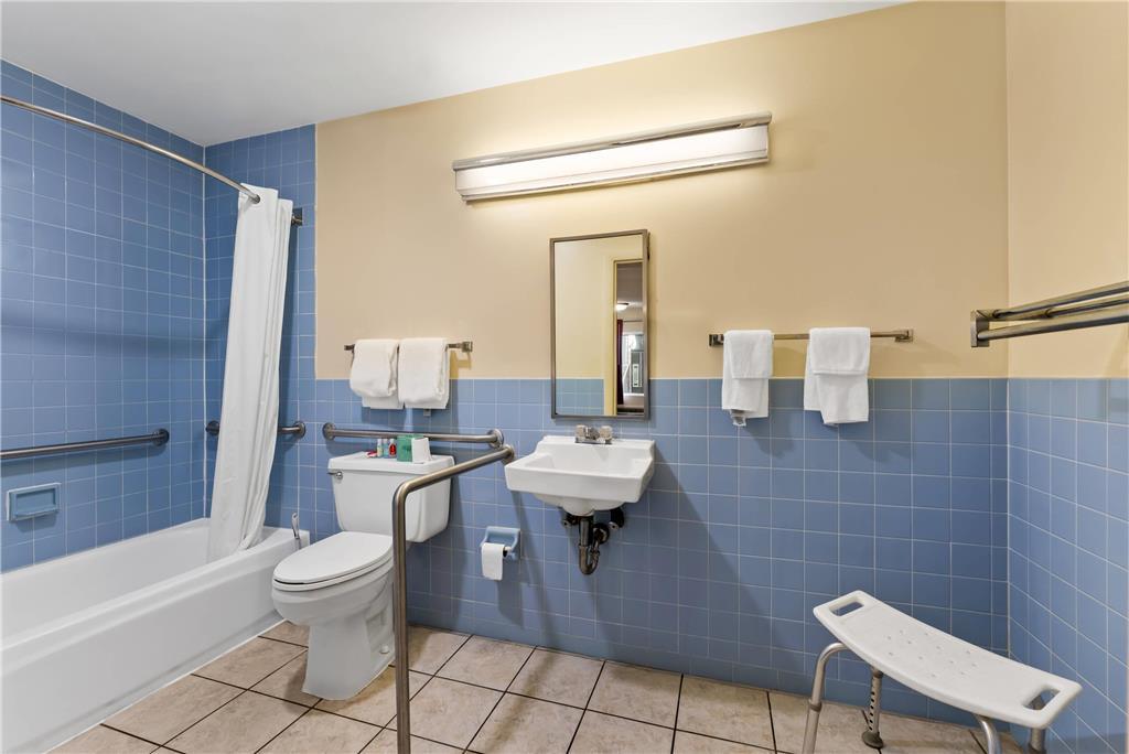Econo Lodge Fredericksburg Near I-95 Стая снимка